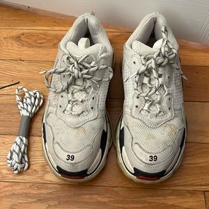 Balenciaga triple s sneakers